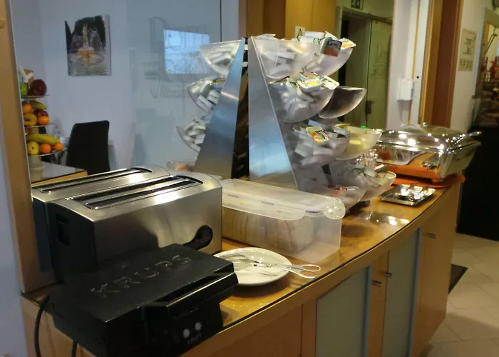 Dom Joao Glamour Hotel 2*